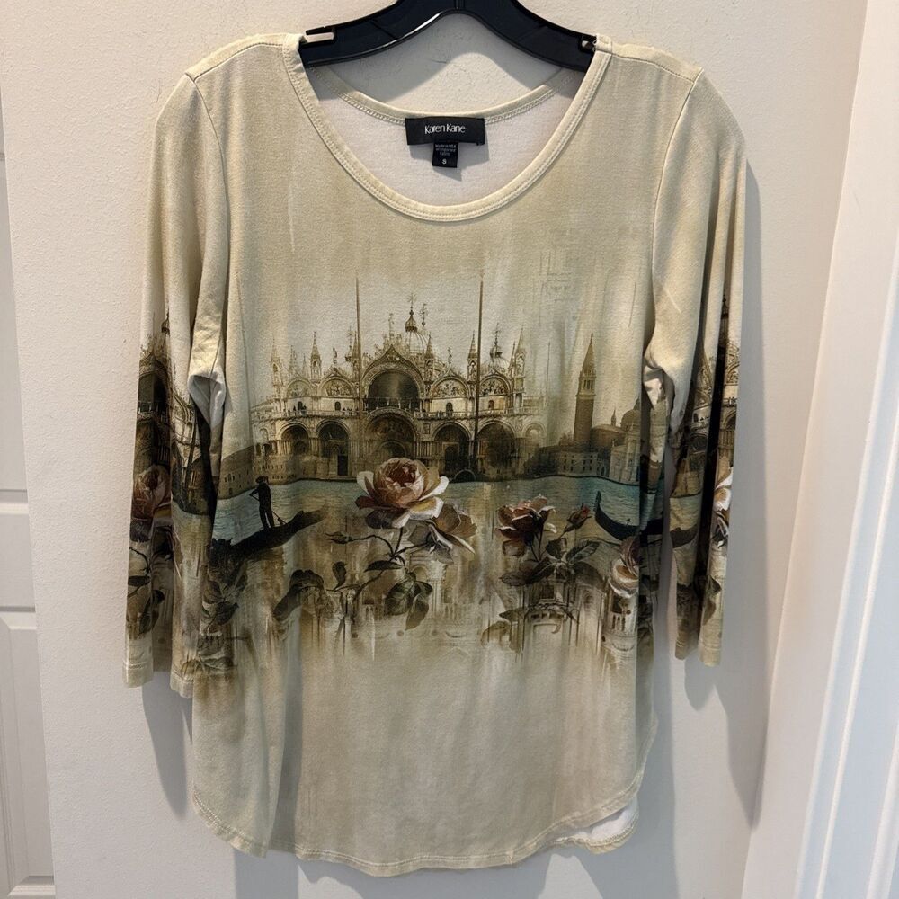 Karen Kane Top Venice Graphic Size Small